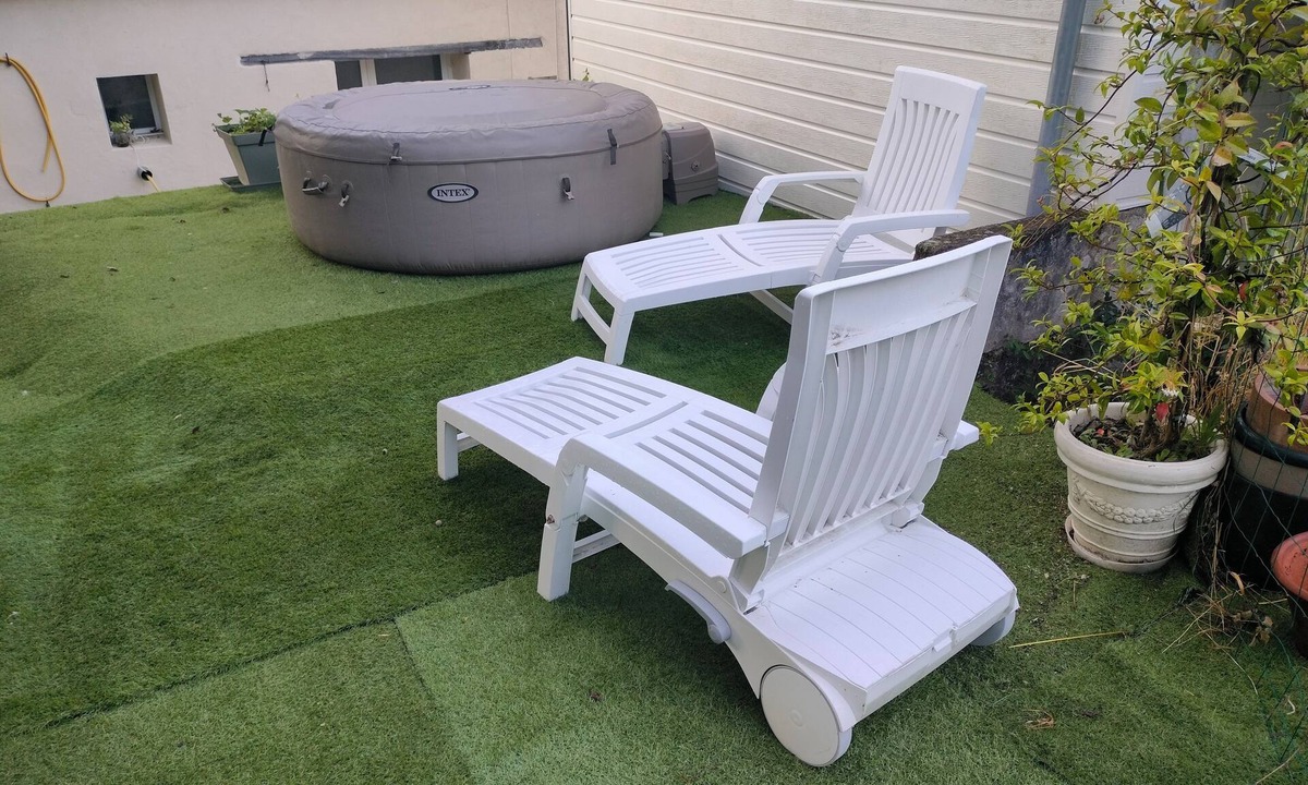 Nyoiseau House | Repos au Bord de L'eau en Famille ou Seul Même Accompagné de vos Animaux