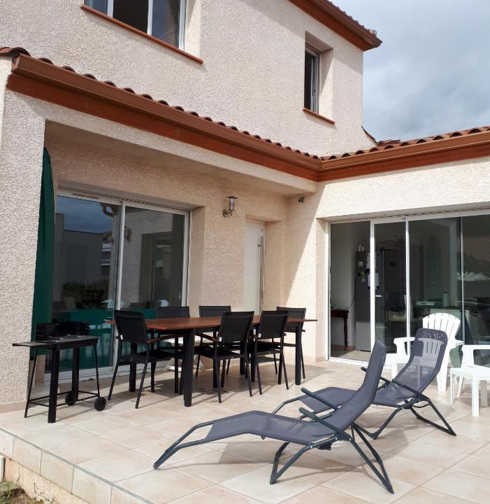 Vias Villa | REPOS et SOLEIL