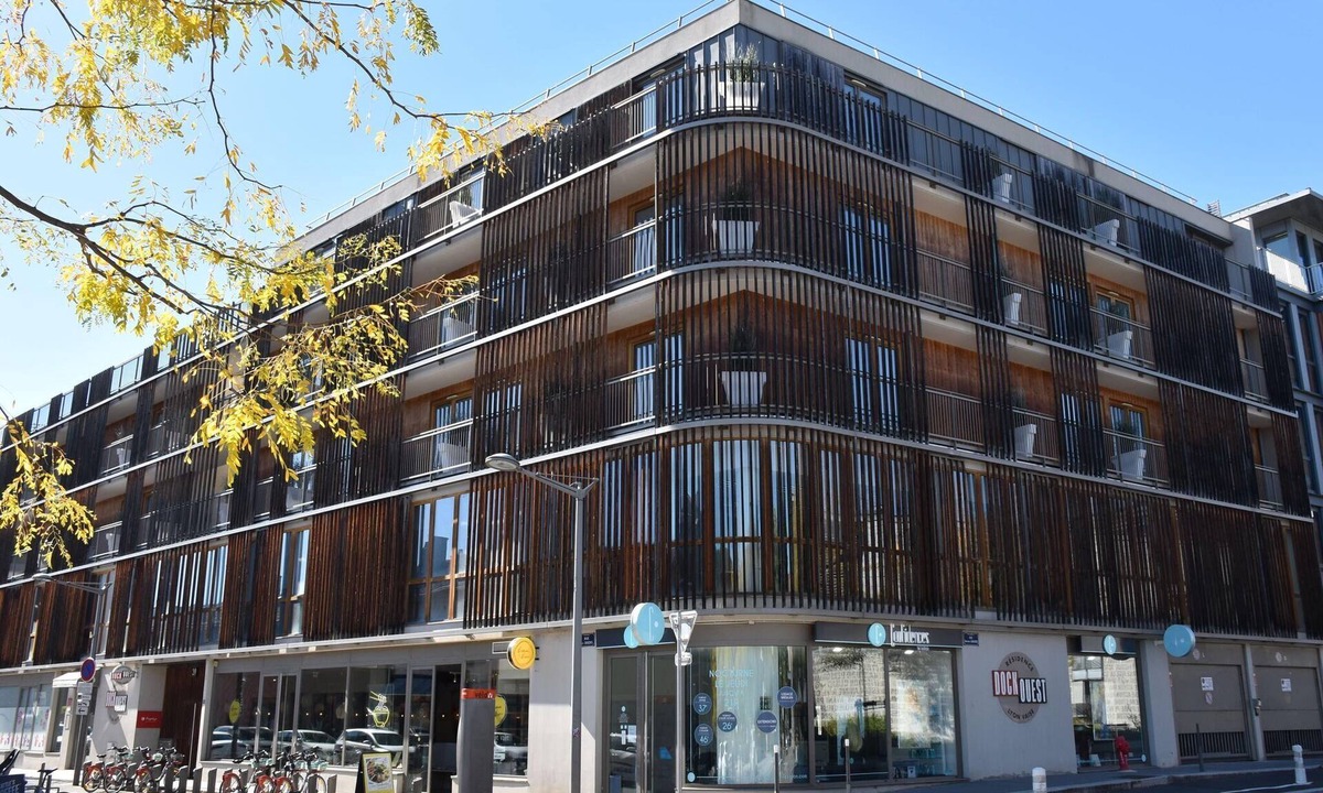 9th Arrondissement Apartment | Res. Lyon Dock Ouest, Lyon, studio for 2 pers.