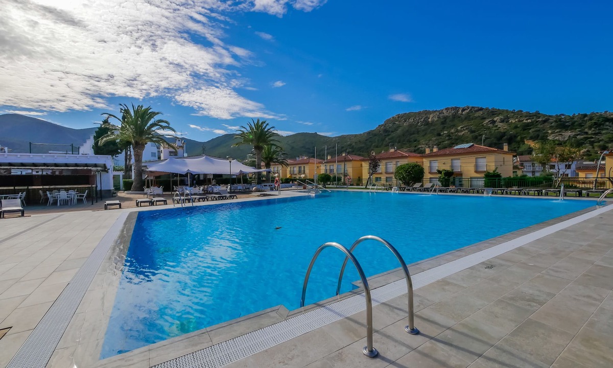 El Mas Oliva Apartment | Rescator Resort 103 - Two Bedroom Apartment, Sleeps 6