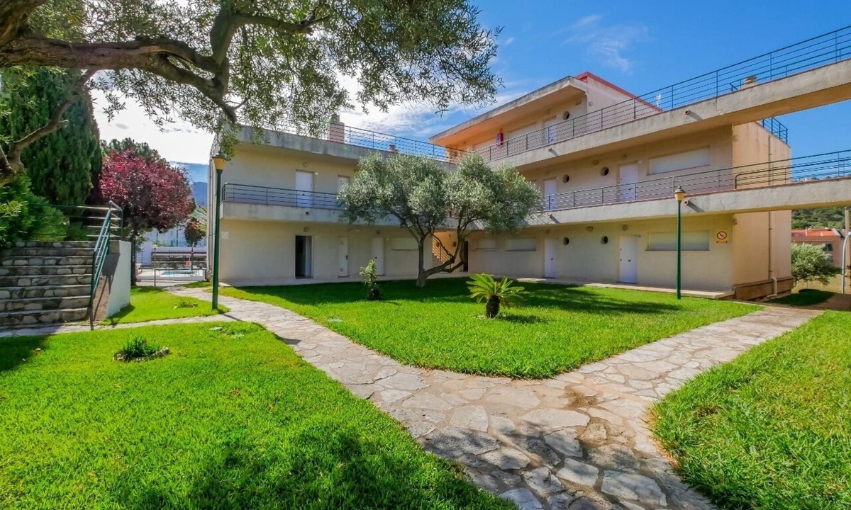 El Mas Oliva Apartment | Rescator Resort 222 - One Bedroom Apartment, Sleeps 4