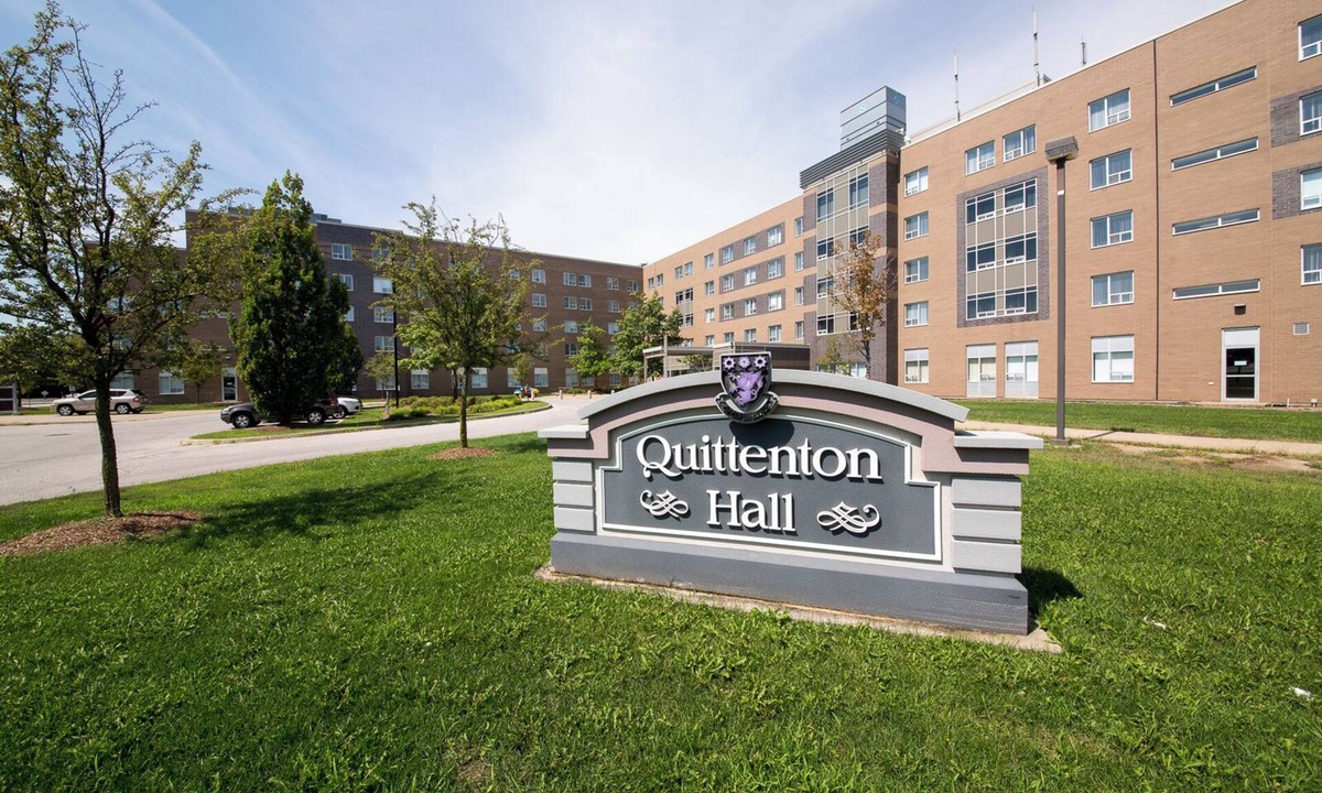 Windsor Apartment | Residence & Conference Centre - Windsor