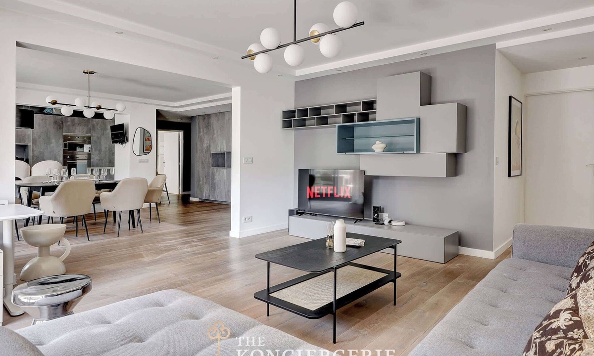 Parchamp–Albert Kahn Apartment | Residence d'Exception - 5 Chambres aux Portes de Paris