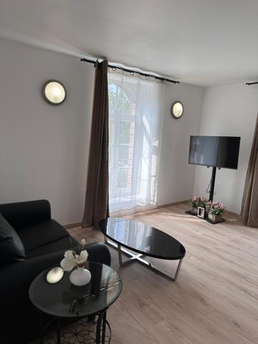 Villeneuve-l'Archeveque Apartment | Residence de L'Archeveque