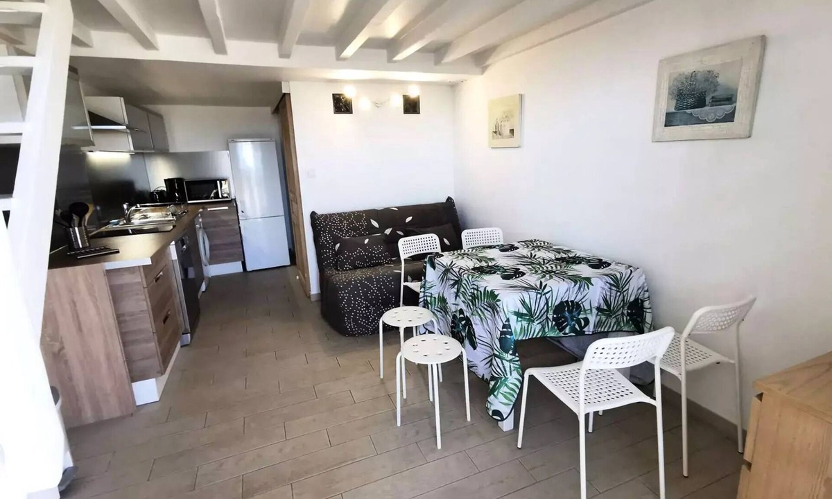 Leucate Villa | Residence Grande Bleue - VILLA T1 CAB MEZZ 6 sleeping accommodations PORT LEUCATE