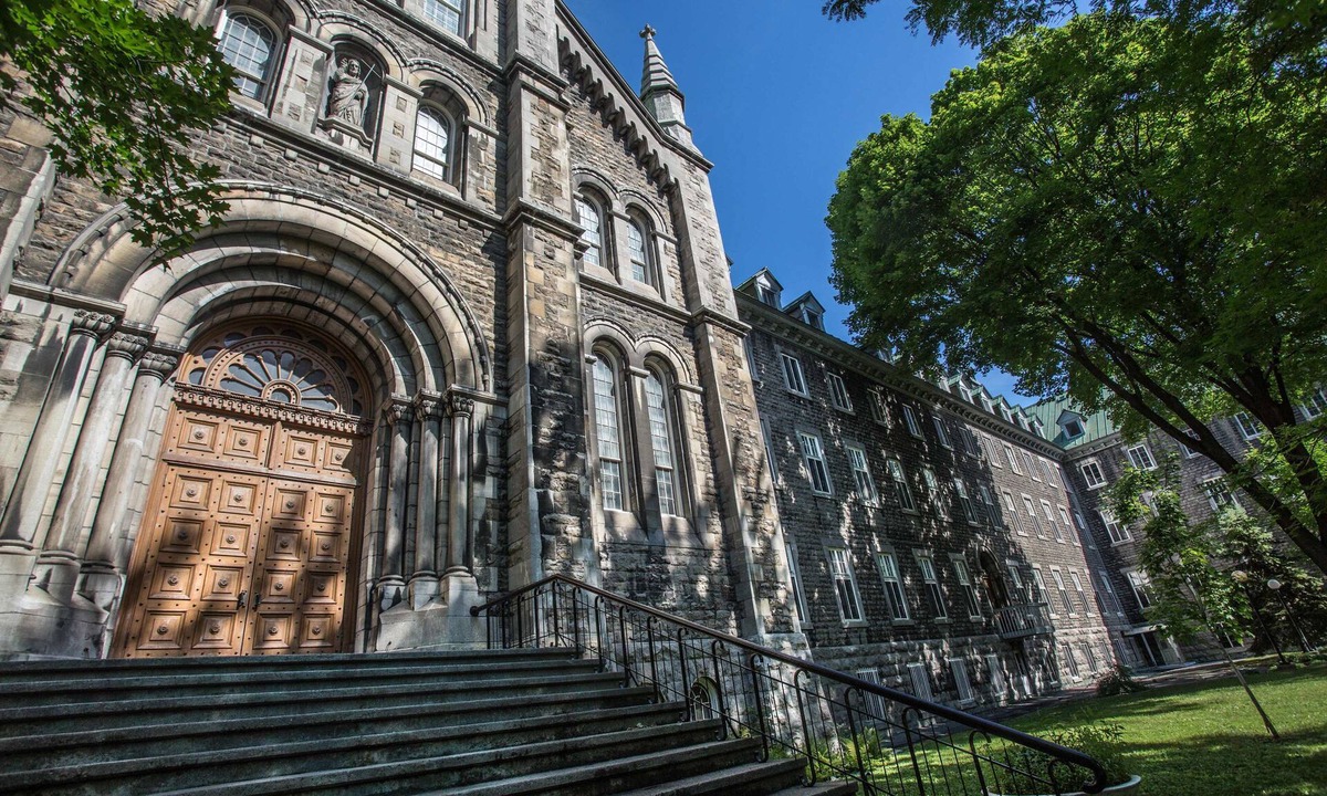 Shaughnessy Village Hotel | Residence Grey Nuns by Concordia University