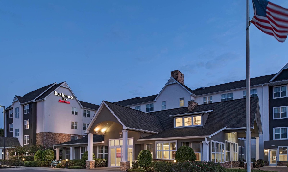 College Station Hotel | Residence Inn Bryan College Station