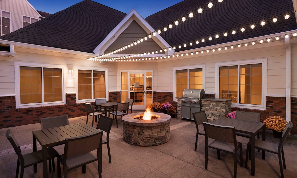 West Springfield Hotel | Residence Inn by Marriott West Springfield