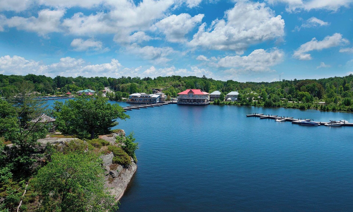 Gravenhurst Hotel | Residence Inn by Marriott Gravenhurst Muskoka Wharf