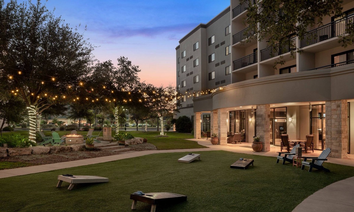 Far North Central Hotel | Residence Inn by Marriott San Antonio Six Flags at The Rim