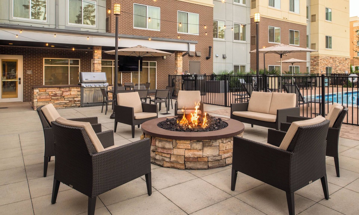 Spring Hotel | Residence Inn by Marriott Houston City Place