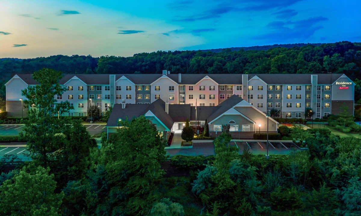 Wayne Hotel | Residence Inn by Marriott Wayne