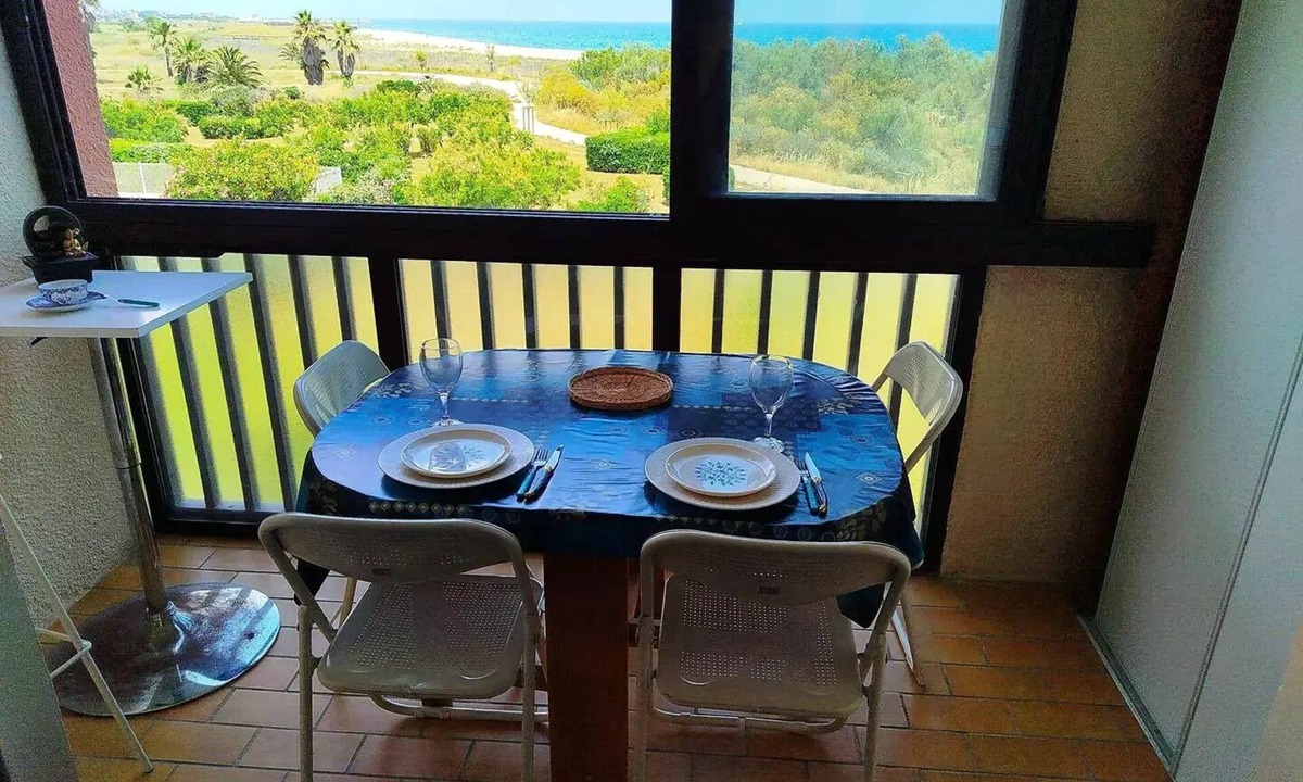 Saint-Cyprien Plage Apartment | Residence Le Tropique - Beachfront for this t2 in residence with pool -4TRO94