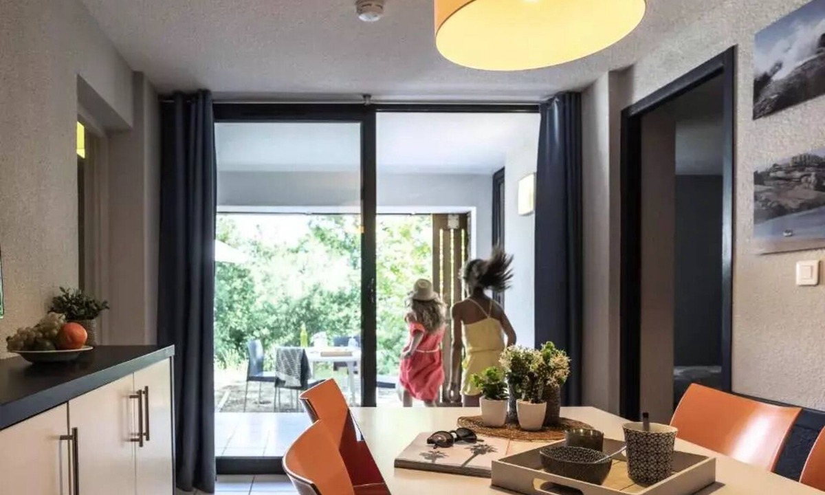 Casteljau Apartment | Residence Lou Castel* - Vacances Bleues - 2 Rooms 4 People