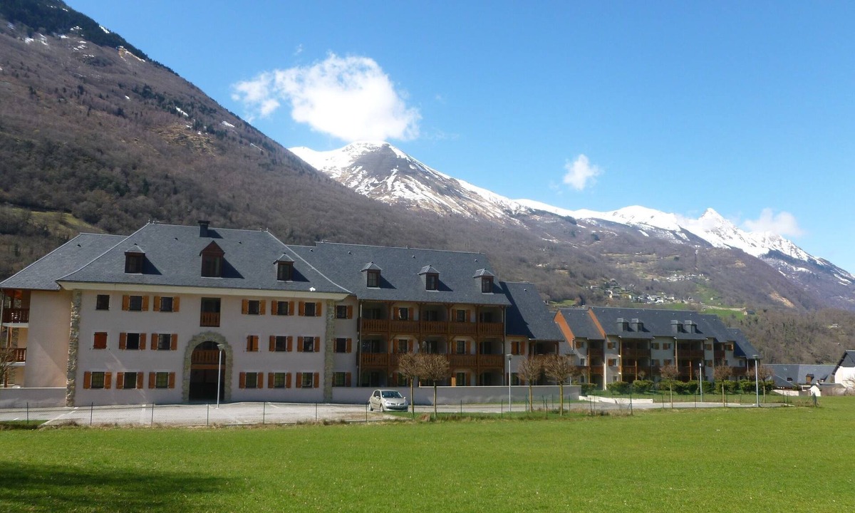 Luz-Saint-Sauveur Apartment | Residence Val de Roland - Classic Apartment 5 people