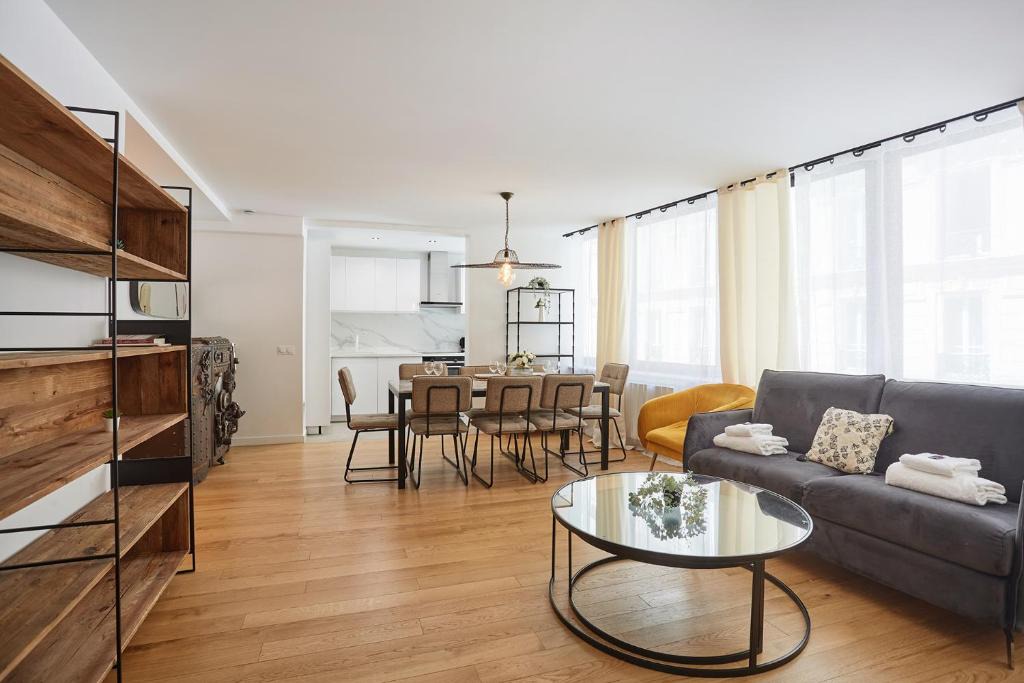 Batignolles Apartment | Residense Montmartre by Studio prestige