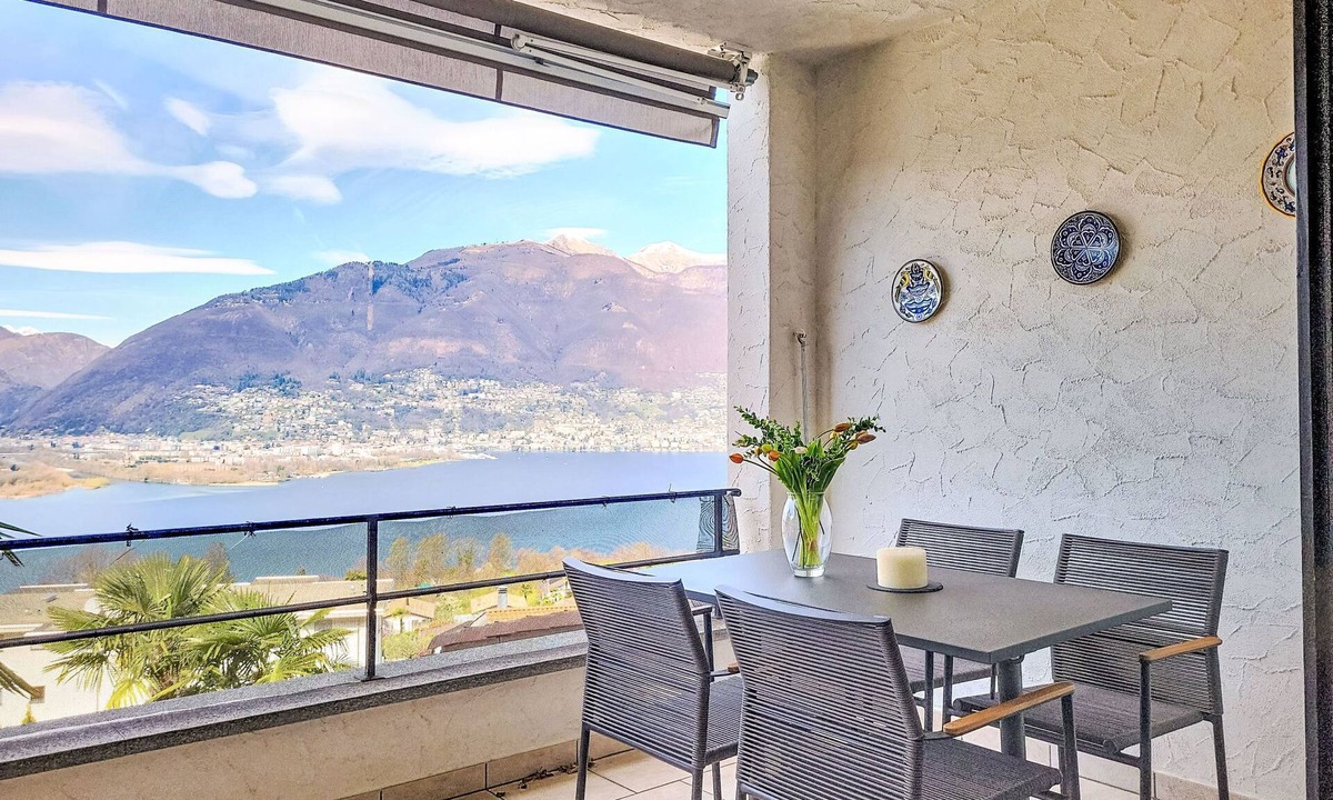 Piazzogna Apartment | Residenza Miralago Apt. A6 by Interhome