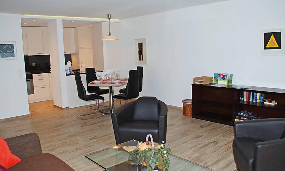 Caslano Apartment | Residenza Parcolago Apt.008 by Interhome