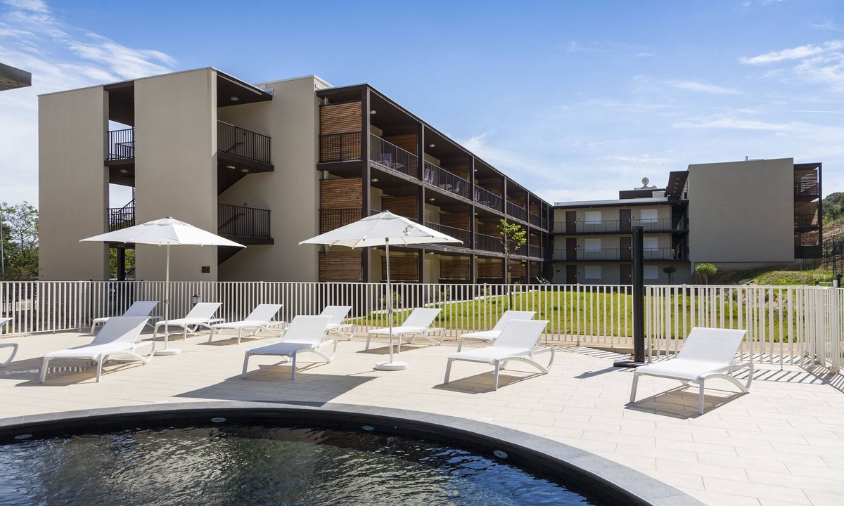 Remoulins Apartment | Residhotel – Résidence Pont du Gard