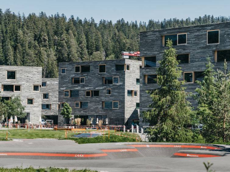 Laax Resort | Resort ∙ 4 bedrooms ∙ 8 guests