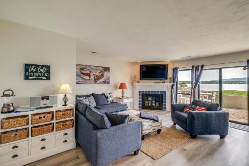 North Shore House | Resort Condo on Smith Mtn Lake: Linens Included!
