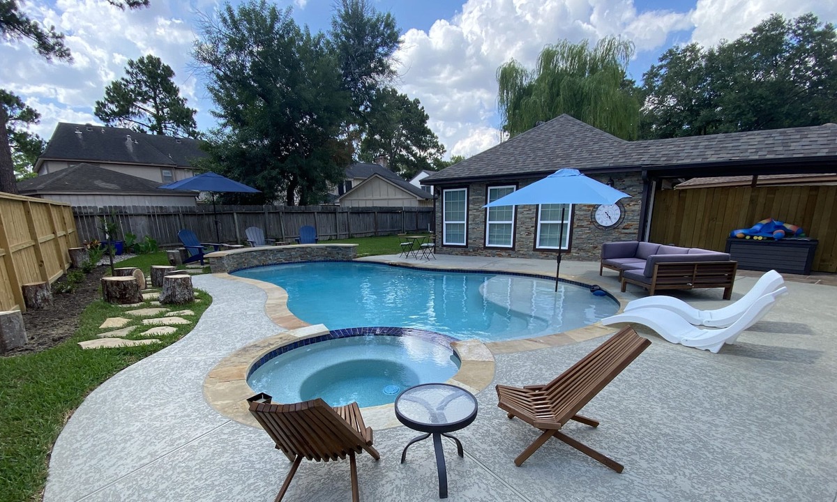 Barker House | Resort Like Place in Katy TX