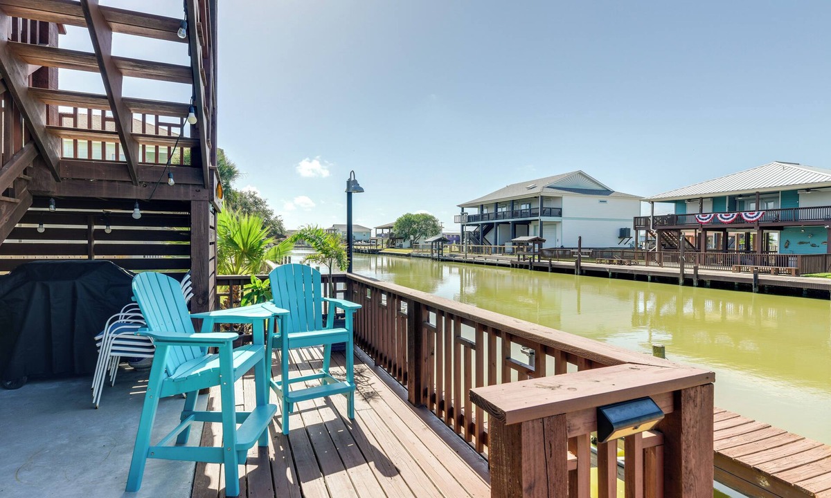Rockport House | Resort Perks: Waterfront Rockport Home!