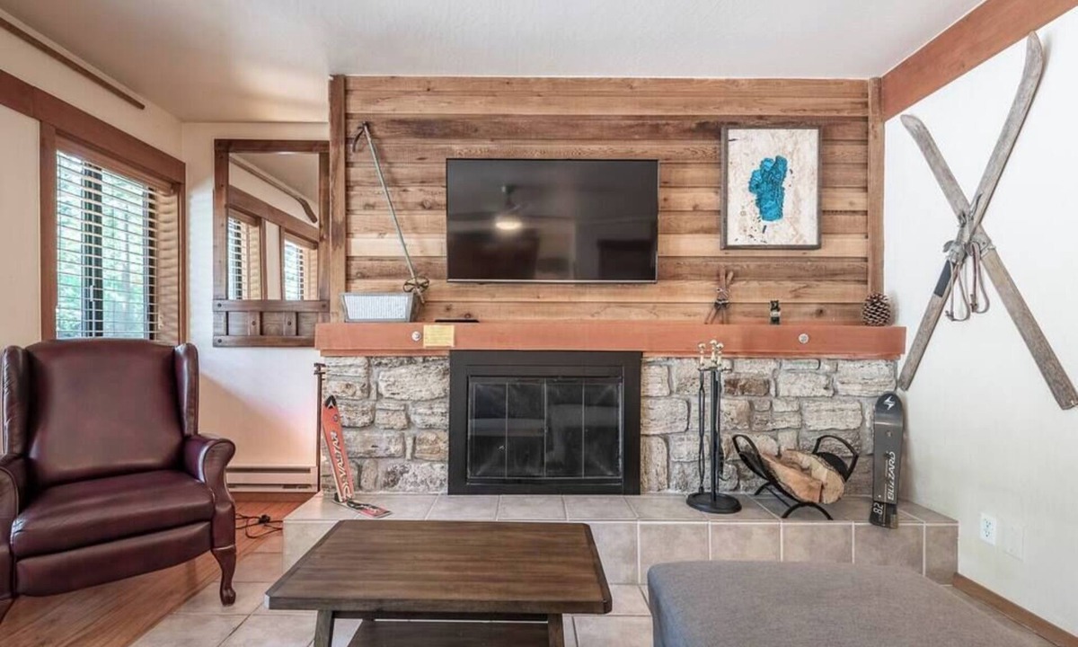 Tahoe Woods Resort | Resort Studio Minutes to Lake and Ski Areas