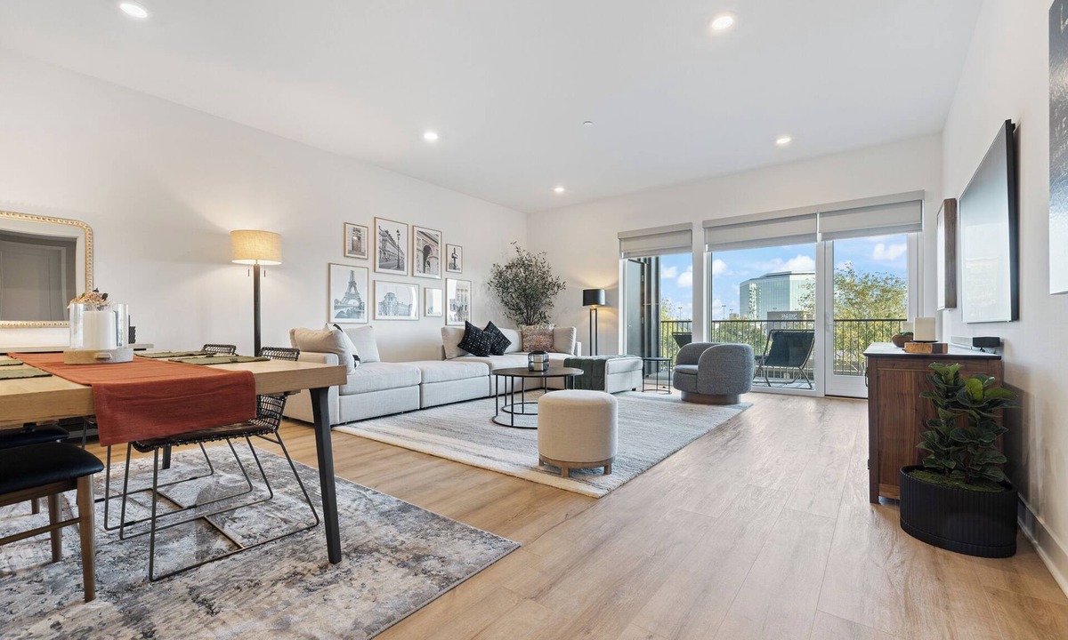 Airport Area Condo | Resort-Style 2BR Gem in Irvine: Corporate Luxury Awaits
