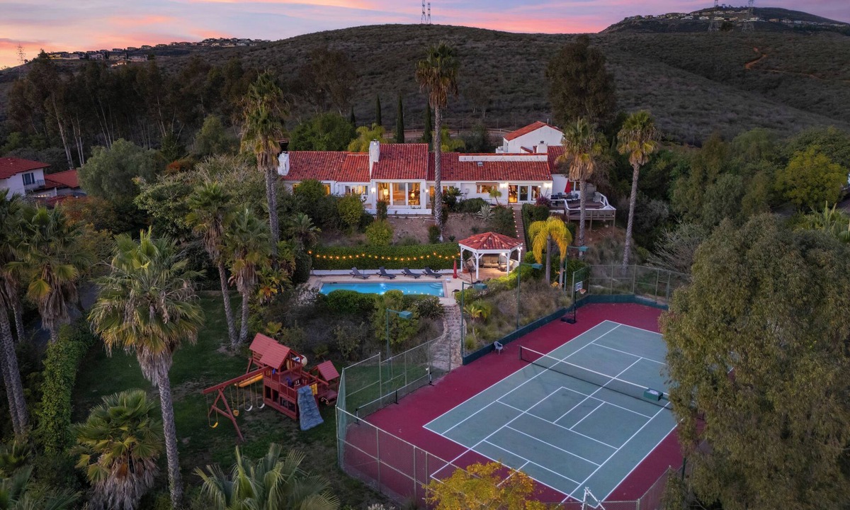 Escondido Villa | Resort-Style Estate Pool + Game Room + Tennis Court | The Tennis Ranch