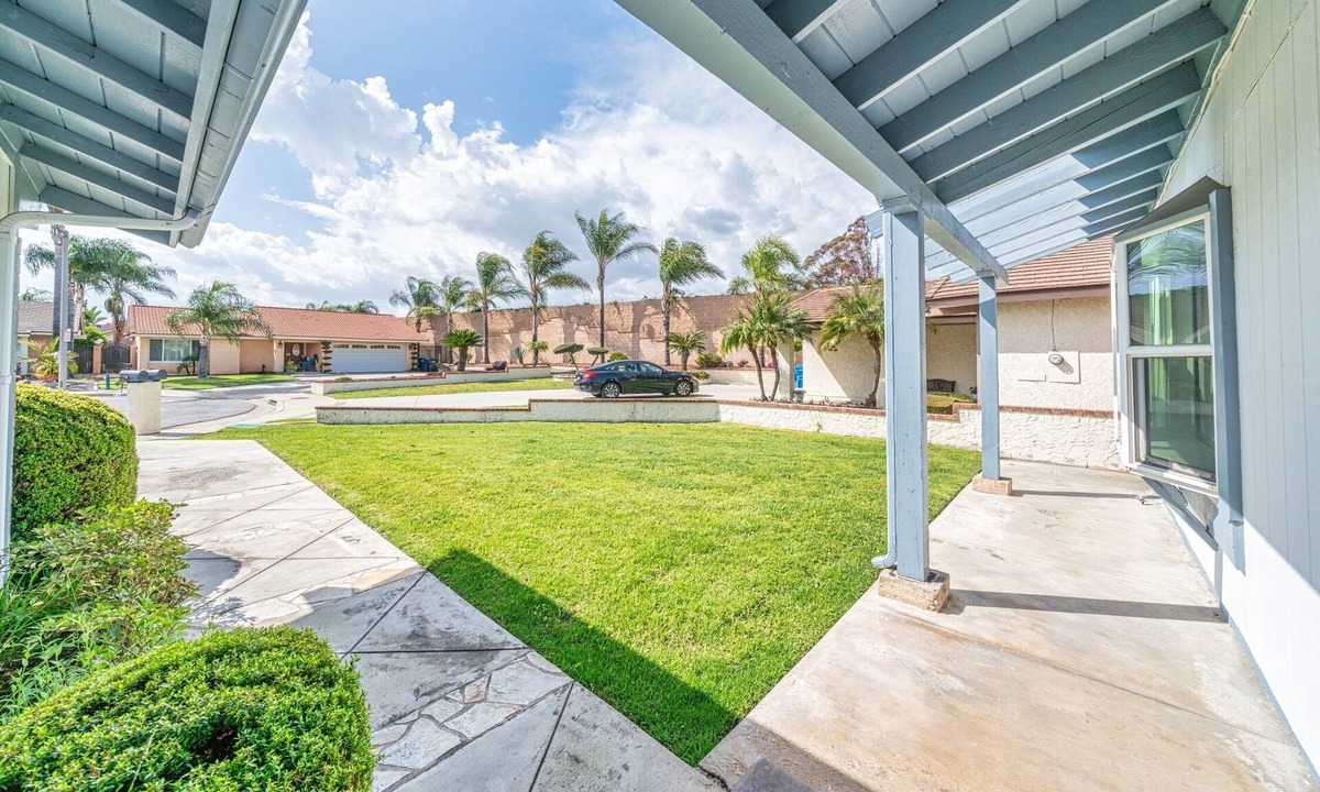 City of Industry House | Resort-Style/Pool, Pool Table & Central Spot
