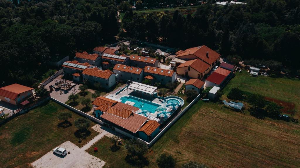 Basanija Resort | Resort Zatišje