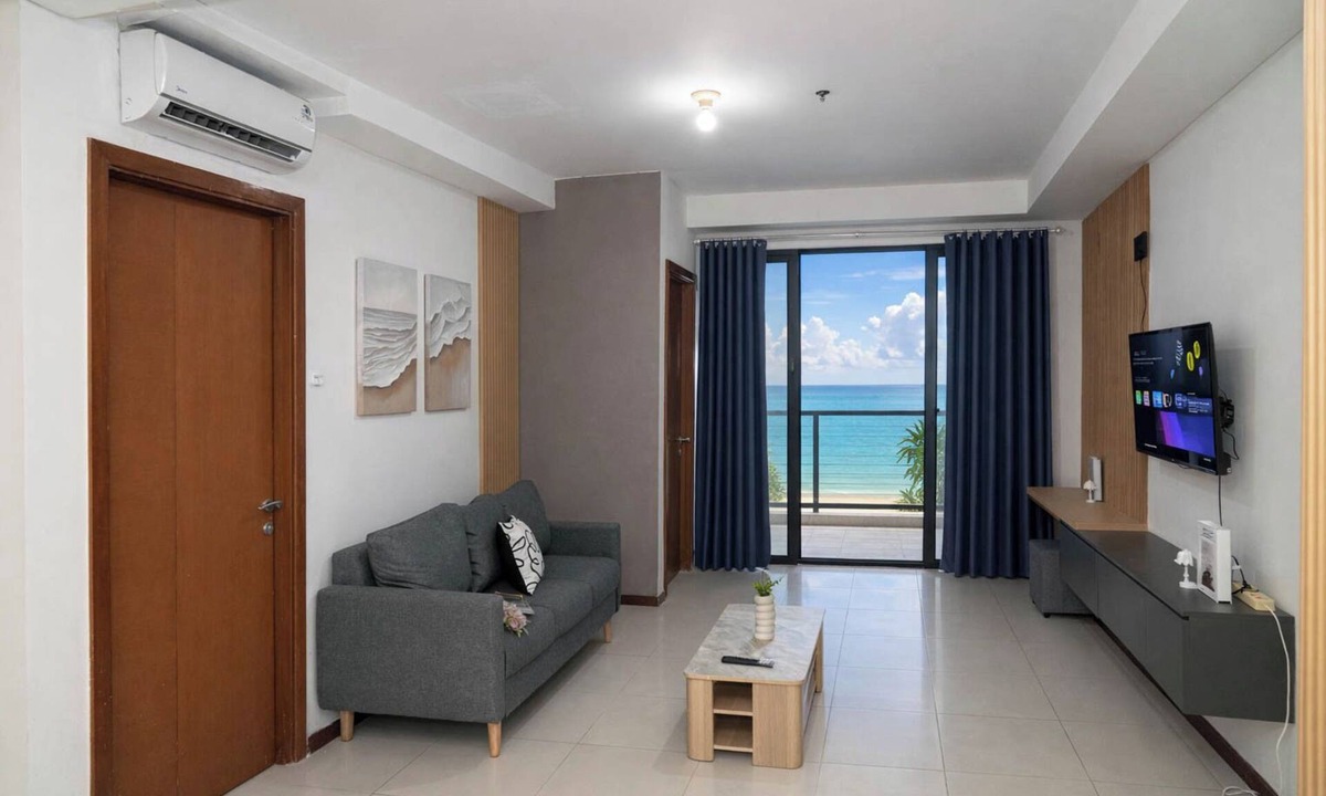Pluit Apartment | Restful 2Br With Sea View At Apartment Green Bay Condominium
