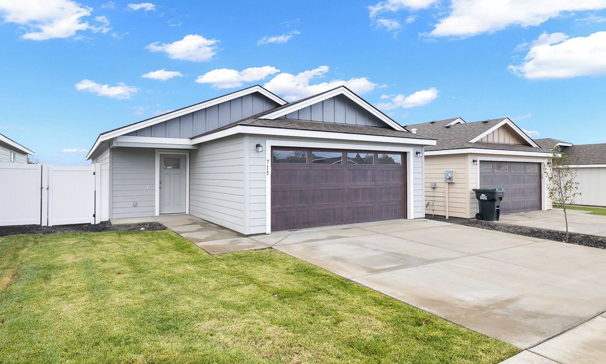 Stanfield House | Restful Bumblebee