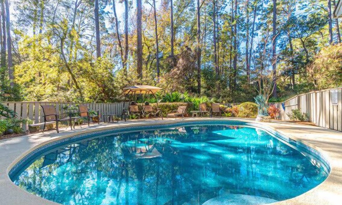 Heritage Woods House | RESTFUL RETREAT!