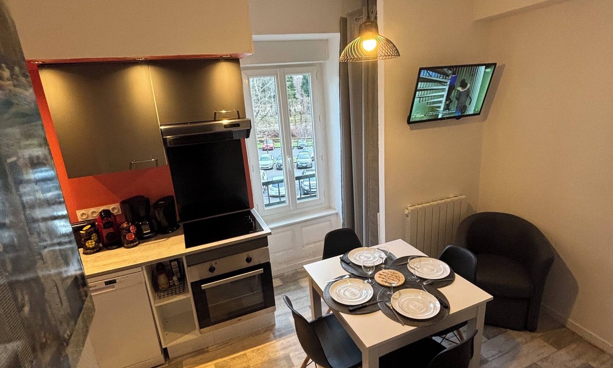 Murat-le-Quaire Apartment | Resting on the summits