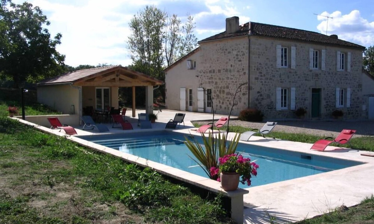 Lannes House | Restored 17th C manor house with new 10 x 5 pool - Sleeps 14
