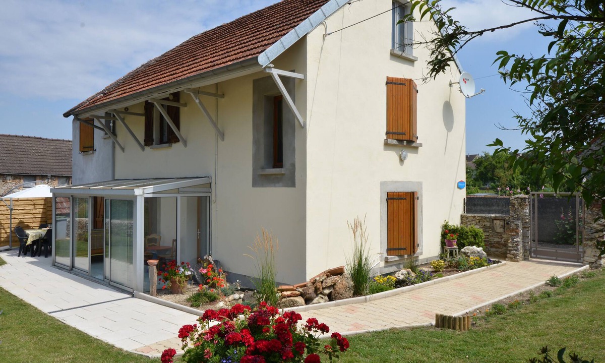 Courthiezy House | Restored farmhouse