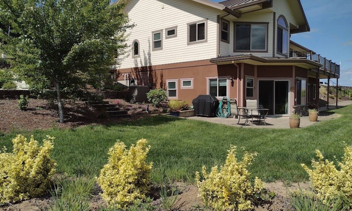 Gaston Apartment | Retreat Apt. for Groups and Families