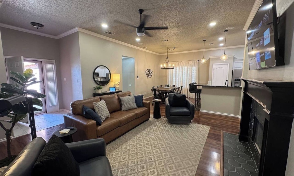 Lubbock House | Retreat at Oak Terrace