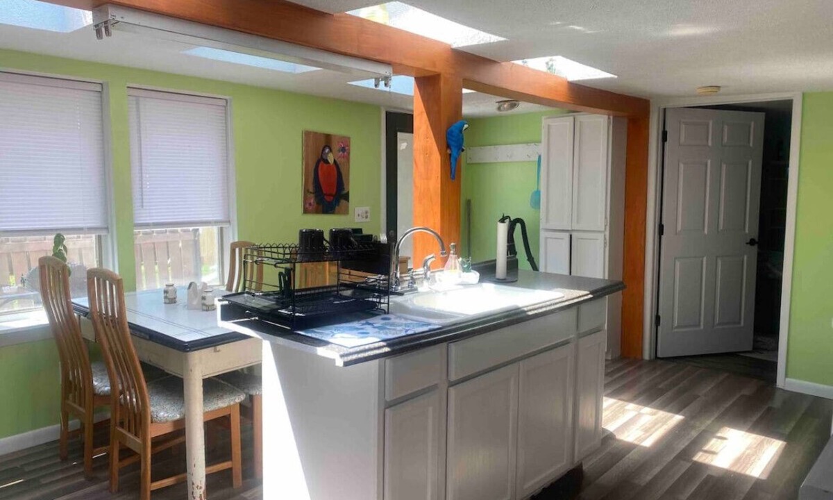 Verona Beach House | Retreat in Sylvan Beach