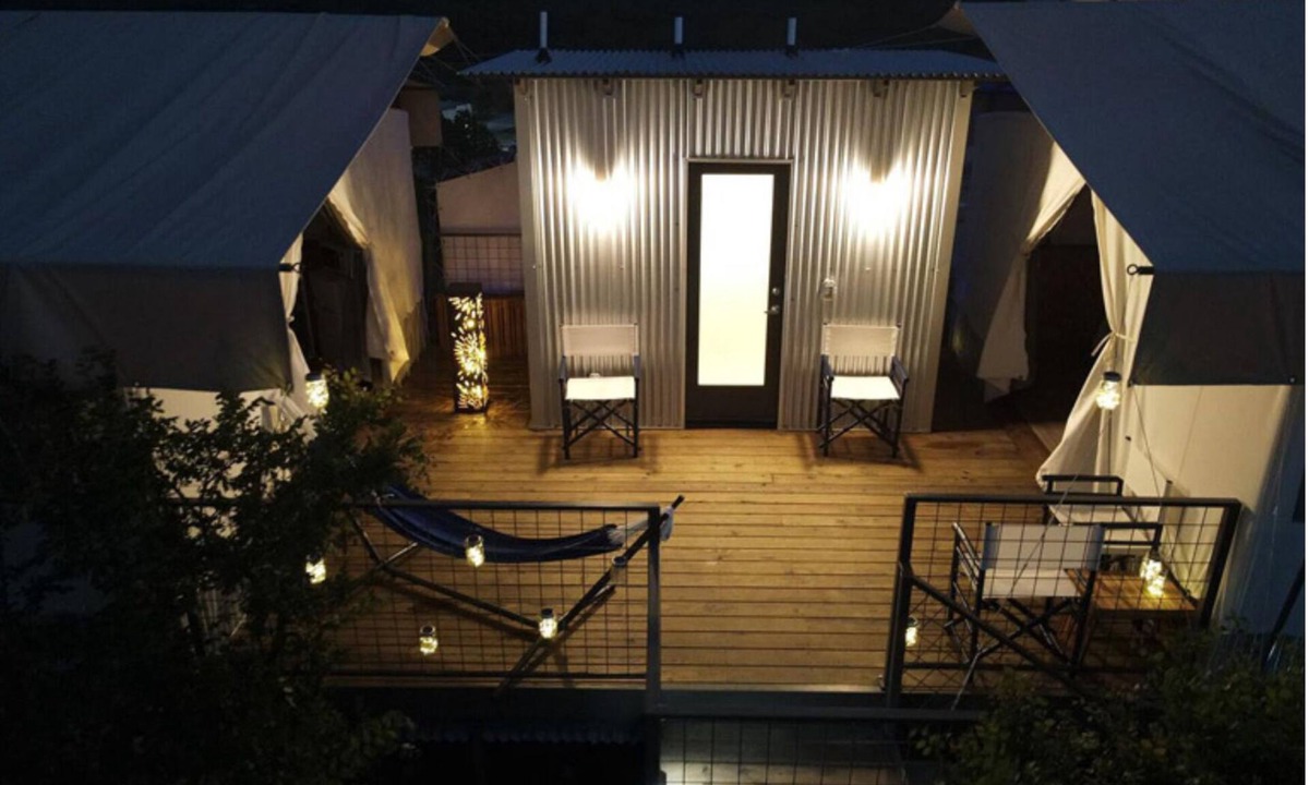 Cottonwood Shores House | Retreat on the Hill: The Twins - Epic Safari Tents
