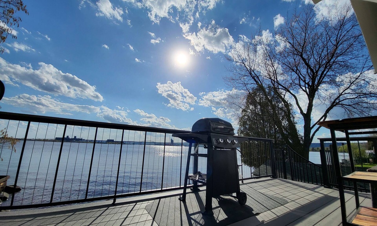 Park Point House | Retreat to Island Time | Lake Access