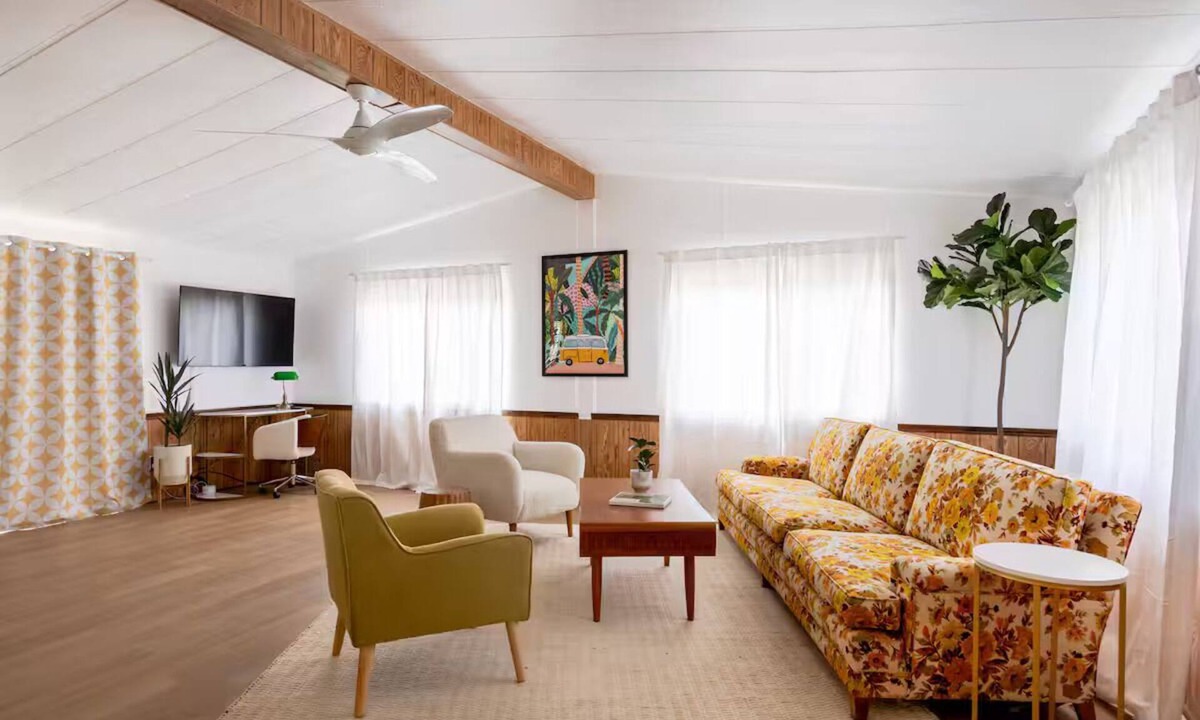Desert Hot Springs House | Retro Inspo 2 bedroom w/hot tub