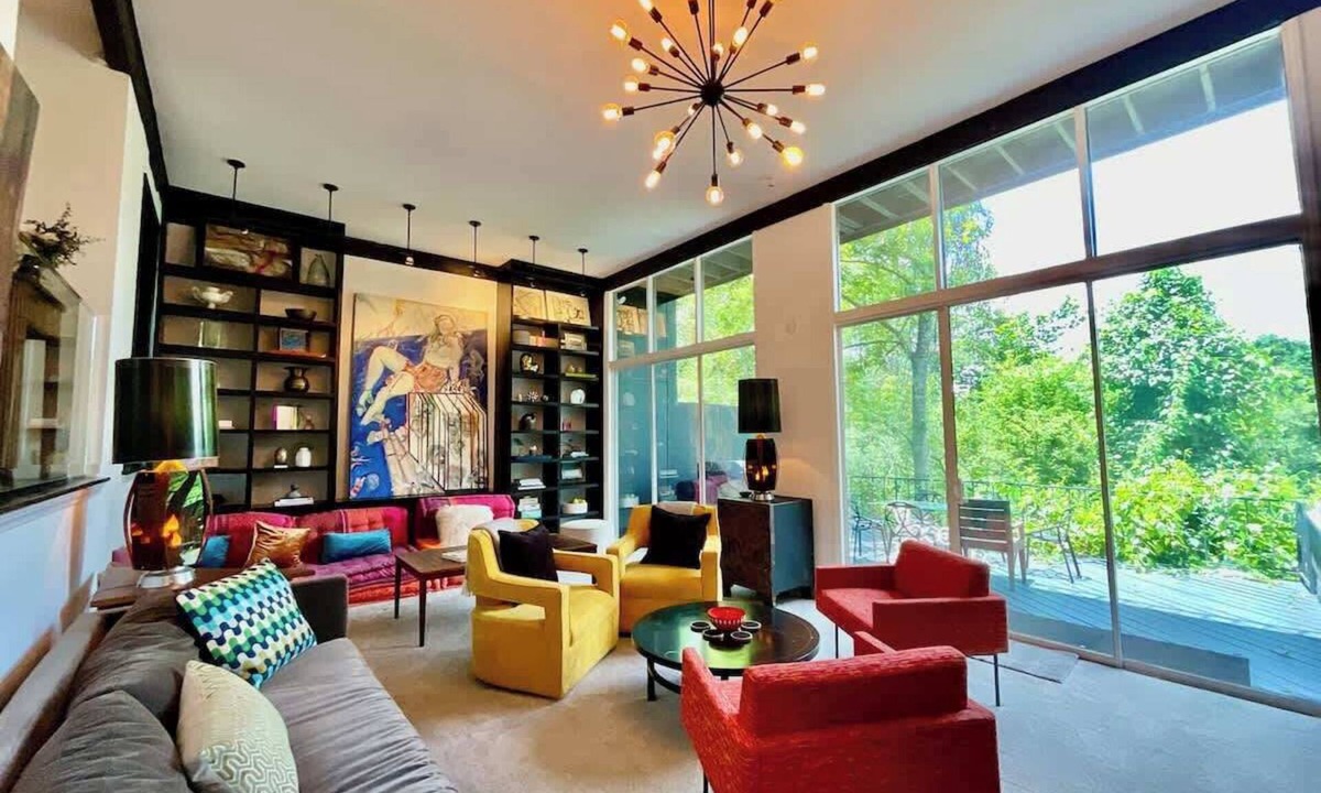 The Villages House | Retro Meets Wild on Buffalo Bayou w/60's Elegance
