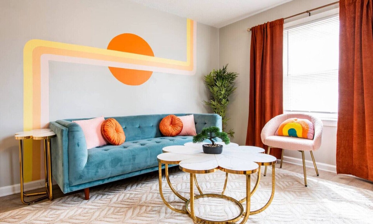 Beechmont House | Retro Red Panda