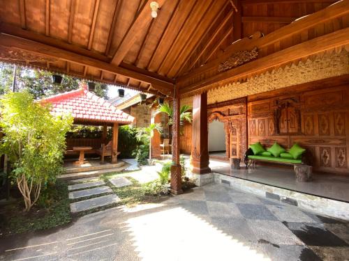 Banyuwangi Hostel | ReVive by Snooze