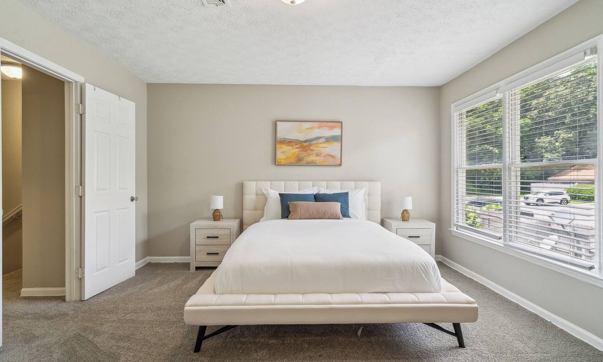 Ellenwood Apartment | Rex Townhomes 2421A I Spacious 2 Bed 2.5 Bath