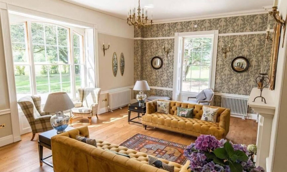 East Dereham Bed & Breakfast | Reymerston Hall