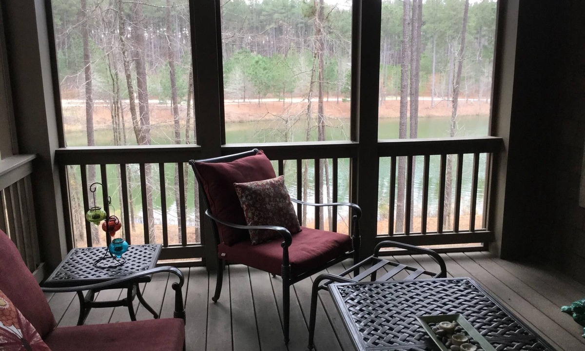 Greensboro Cottage | Reynolds Lake Oconee Cottage, 2 Miles from the Ritz Carlton.